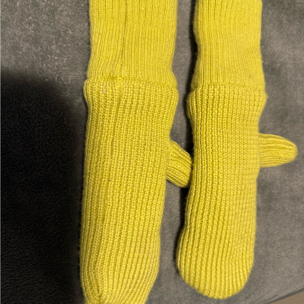 Lululemon Athletica Yellow Knit Mittens